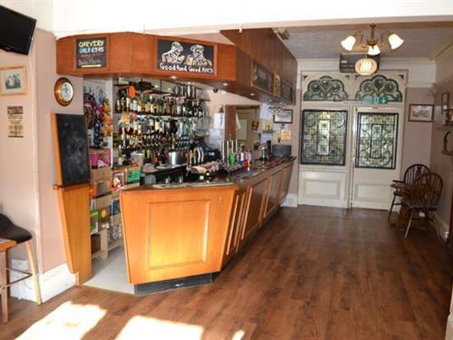 The Sandrock Lynton Exterior foto